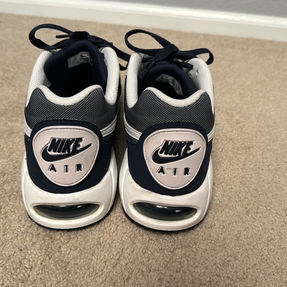 Nike Air Max shoes size 12 - Picture 2 of 4